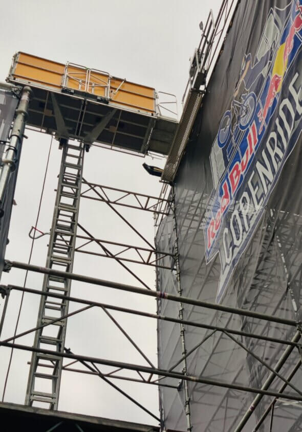 RED BULL vs UNIHEJS?